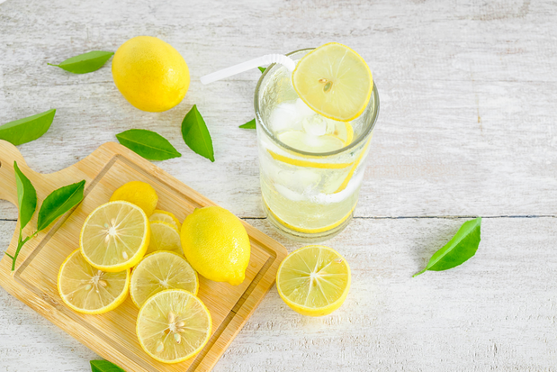 Manfaat Minum Air Lemon untuk Tubuh dan Kesehatan